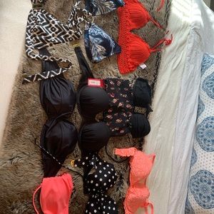 BIKINI TOP PARKING LOT